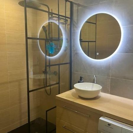Chambre Privee Dans Un Appartement Partage Villeurbanne Eksteriør bilde