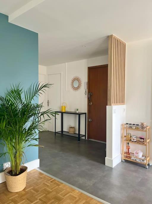 Chambre Privee Dans Un Appartement Partage Villeurbanne Eksteriør bilde
